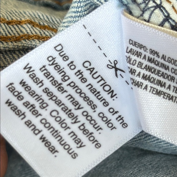 NWT Universal Threads Comfort Stretch Light Blue Balloon Denim Jeans, size 12 - Picture 12 of 12